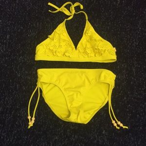 Yellow ruffle bikini